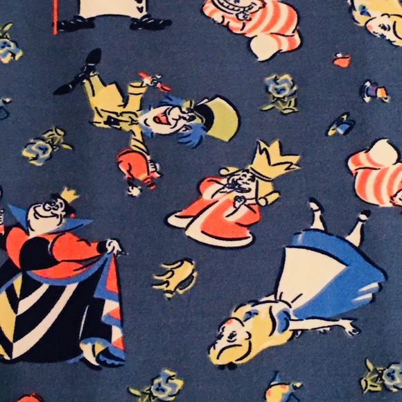 Disney LLR TC Leggings Used Never Worn Hand Washed - Picture 2 of 3